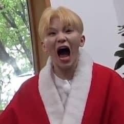 Im pretty funny, could've been a comedian. BUT NOOOOOOO. I CHOSE TO LEARN FKN JAPANESE. A LANGUAGE 🤦♀️ FUUUCKKKKKK. how comedic of me