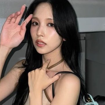 a ballerina who lives in singer body, 𝖬͟𝗒͟𝗈͟𝗂͟ 𝖬͟𝗂͟𝗇͟𝖺 and floating through life with @taleoftwice. (𝟭𝟵𝟵𝟳)