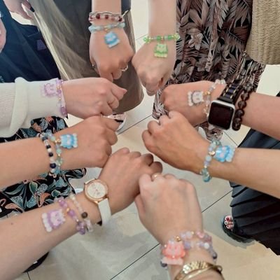 いい大人。軽率に推しを増やして日々はっぴーー😎🙌ミーハーなので大体何かにうるさくはしゃいでます。ただの楽しく推し活したい民🌺