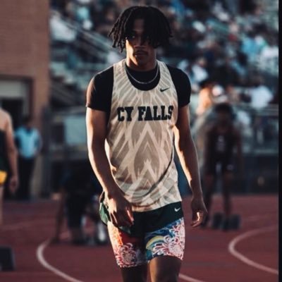 2027//Cypress Falls HS//48.4 400m//22.4 200m //3.9GPA (Academic All-District) 🧠//FCA ✝️//NCAA ID- 2503534646 jakobejjames09@gmail.com 📲-2818613600