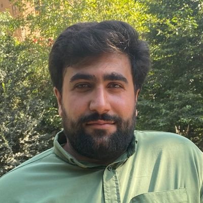 زاده شدیم برای نوکری حسین(ع)، ارشدخواندهی سیاستِ بهشتی، معتقد و منتقد.