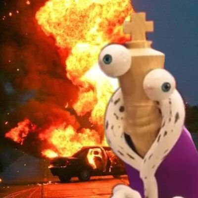 Muffincheeseomg's profile picture. ⚠️