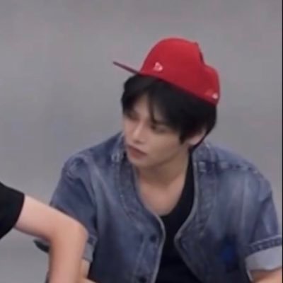 Pearlyygurl's profile picture. Either active 24/7 or not