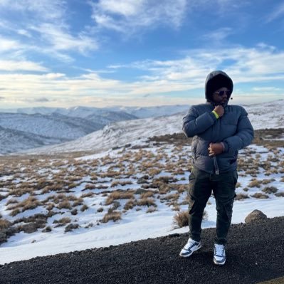 Nature lover| Skeptic| Mamelodi Sundowns 💛| Chelsea 💙| Real Madrid🤍