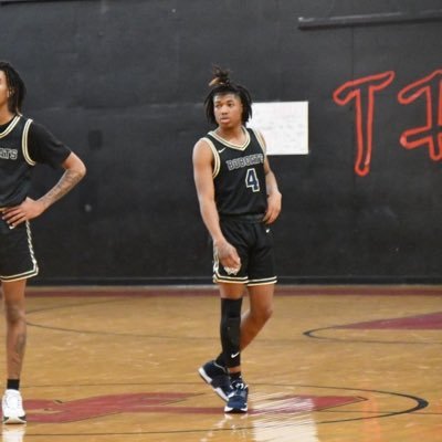 Early County Highschool Co’26 Ht:6’0, Wt:165 pg/sg 🎯 trey.lee14@icloud.com #2293099310