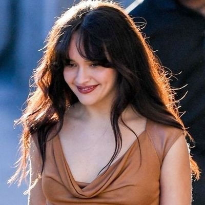 holyalicent's profile picture. eating celia st james