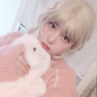 @Pinky_Amerisse