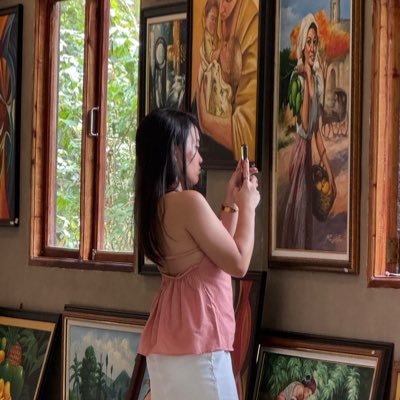 kaymnslvs's profile picture. 