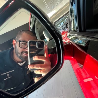 ✝️ 🔴 Ball State 🎞️ Video Editor 🎹 Music Producer 🚗 Germain Lincoln