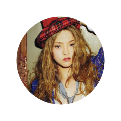 ﹙ ıllı. .. ⓘ fan account. ★ ﹚ this hot gyal right here yap nonstop over motorsports && football, so yall better watch out. 💥💅