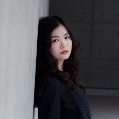 ピアノを弾いたり、早坂文雄の研究をしたりしています。映画と散歩が好きです。駒澤大学文学部歴史学科卒業、東京音楽大学大学院修士課程修了。同大学演奏研究員。