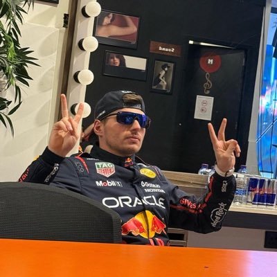 TempestOConner's profile picture. Lethal Dumbass. Doesn’t know anything other than cars, ZZZ, RedBull Oracle, and so much other random shit. Also please do not DM me to buy art from you.