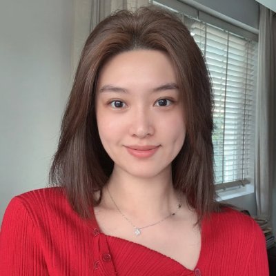 I am a woman who lives a simple life and always looks for good friends.🤍🤍🤍