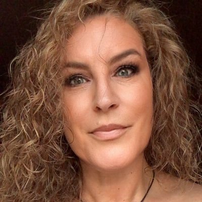 MMargaridaLessa's profile picture. Nas palavras de Chico Xavier: "Aos outros, dou o direito de ser como são. A mim, dou o dever de ser cada dia melhor."