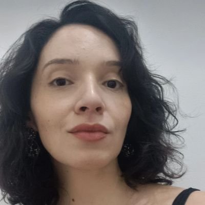 Maliciosa e realista
🎓Doutora em sociologia (@uerj_iesp)
📚 Professora da Faculdade de Educação @ufrj
📌 Movimentos Sociais | Educação | Transição Democrática