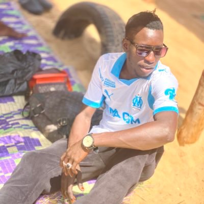 Paul Pogba #10 🇫🇷Mon idole..#OlympiquedeMarseille💙🤍Club de ❤️🫶🏽#teamOM.#Vie Privée #Esprit Clair…… #Talibé Cheikh à vie❤️🥰#Sérére Mont-Rolland 🫰🏾❤️
