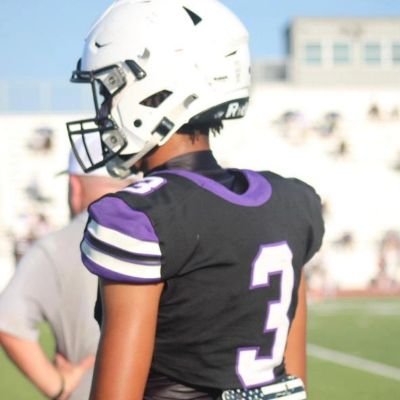 5'11 170 4.7 | class of 29 Rb/SF | Willis highschool |
3.0GPA | 2 sport athlete |