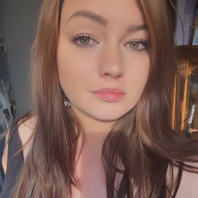 Arsenal til i Die!....... #COYG! 📚 Mature Student Nurse 👩🏻⚕️ 🏴 🇮🇪 You’ll mainly see Football ⚽️ and Formula One 🏎️ on this page!