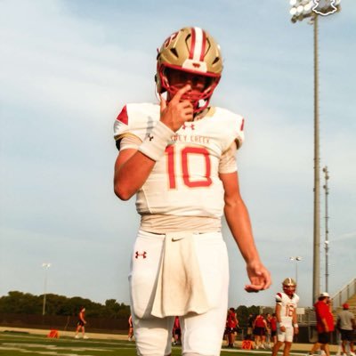 Qb1 Caney Creek football |6’3 185| 4.71 40| bench 275 squat 375 |class of 2027| |Gpa 3.46|kalebmarshall1409@gmail.com| https://t.co/WC88HGArVE