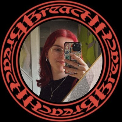 i’ve been catching my reflection already looking ⋆。°✩