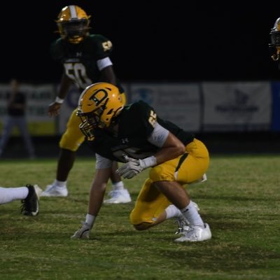 DHS ‘28 | 6’1 200 lbs | Edge Rusher | @dmassfootball |cfmendez5dmas@gmail.com