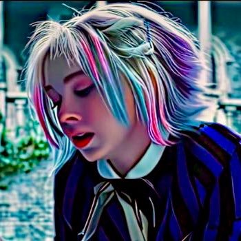 Co-Founder of @sapphire_soc •INFP •Libra♎️ •25yo🚀•she/her 🤘🏻/“Not everybody has to have superpowers. Sometimes it's just getting up and trying.” K.M💙