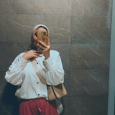 Amira3437's profile picture. وأعملك بايديا الشاي واحكيلك في الليل حكايتي 
https://t.co/TFIVidLf3Y❤️‍🩹