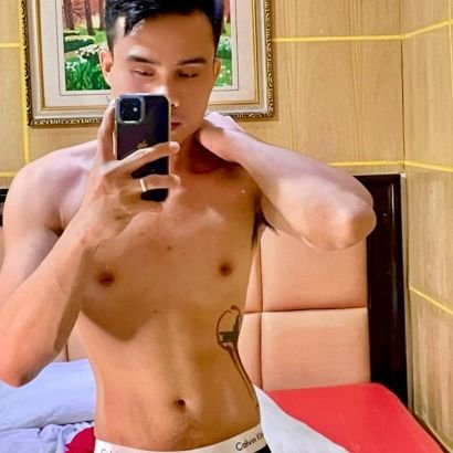 content creator/versa/looking for twink for content/ colab/book and hire/selling my own uncensored videos https://t.co/ZLQrA6nO5m