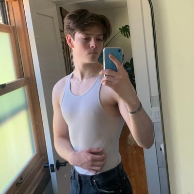general degenerate and aspiring shitty youtuber. proud hater of zionists and all other kinds of fascist. Not affiliated with the so-called Cascadia “movement”