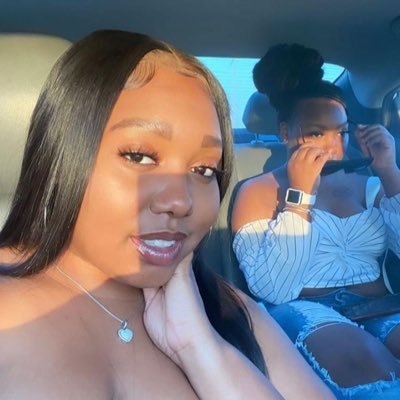 alysaahart017's profile picture. I do a painting 🖼️ for living. @sculpture @artmuseum