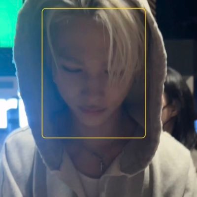 j ⊹ 🧛🏾 saw enha Profile