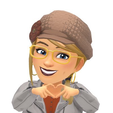 gemmiejewel's profile picture. Writer, Book Blogger, Reality Show Addict. Drinks too much tea. Est. 1982 #amquerying #writingcommunity