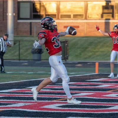 28’ @warwickfb Lititz, Pa - Football RB/OLB - 6’0 193lbs. heathschnipke@yahoo.com (614)-634-8791