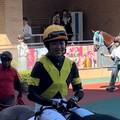 主に競馬騎手の動画アップしています。今村聖奈騎手を応援しています!競馬はオグリキャップの90年有馬記念からハマってしまい35年のキャリアです。よろしくお願いします🙇#競馬 #今村聖奈騎手