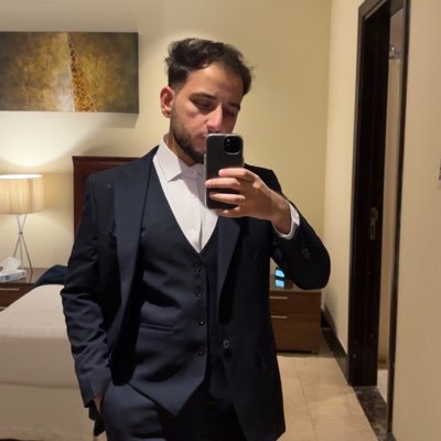 Not your average IT Guy #Flutter & #Django +3 years, 9-5 dev, #DevOps. @KAUST_Academy AI ‘25
