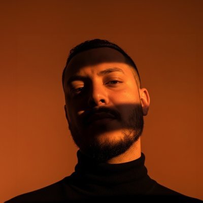 ahmedexofficial's profile picture. أحمد كمال | مصمم جرافيك مُحب للهويات البصرية🧡مهتم بمشاركة الخبرات ونشر المعرفة وتبسيطها👌