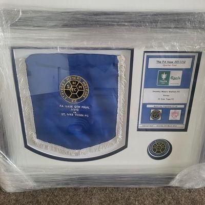 Staveley MWFC supporter and Groundhopper. Match tweets from Trojans and other Non League games and scores and photos from Non League grounds.