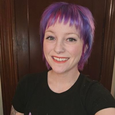 Disabled & loud. TBI, MS, Bipolar. Fiber friend, crafter, & occasional variety streamer on Twitch. Community Art Show Host. Queer. TTRPG lover. She/they. Love!