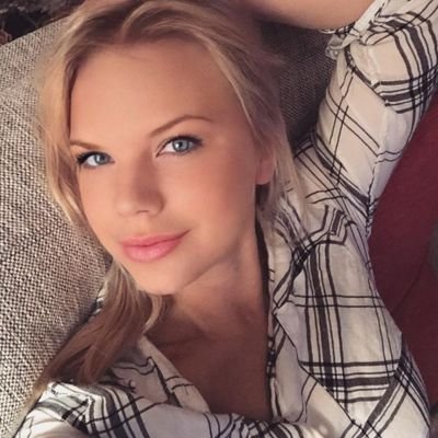 Soft smile, Passionate heart
Dreams fueled by whiskey,
Soul fueled by grace...