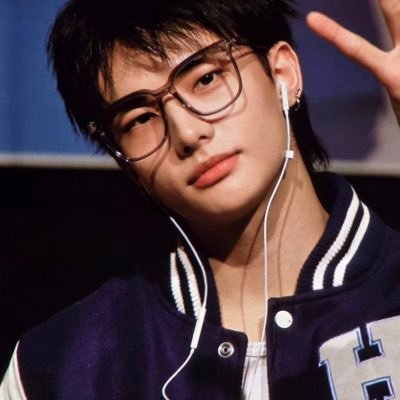그 상처는 운명이 그린 별에 불과하다🍉 ▹▹ 鎖骨──#straykids ──▹▹STAY 🍉 ▹▹ 鎖骨──#enhypen ──▹▹ENGENE 🍉 ▹▹ 鎖骨──#TxT ──▹▹MOA 🍉