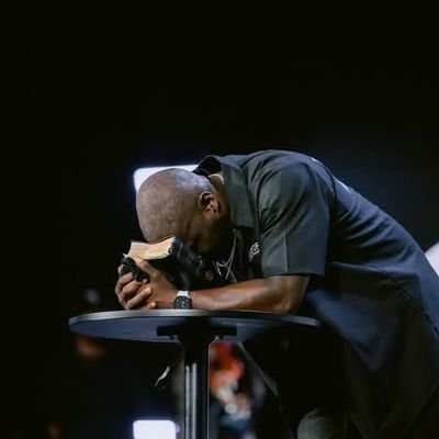 Evangelist/Author/Podcast🎙️
Founder And Pastor Of 2819 Church⛪
Preparing The Way(BACKUP ACCOUNT)🛡️