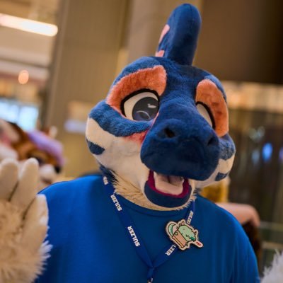 Texas Corythosaurus /prehistoric chicken 🤠| Dino lover 🦖🦕 Mechanical Engineer 🛠 | @lemonbrat suit | 🔞