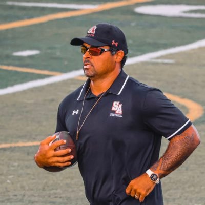 🏈Coach @gosascots// PBC 2X 🏆// Patriot League 2X🏆@golepeoards// Pinellas 🏆@cccmaraudersfb// Balboa Cup 🏆@Panthers_1998