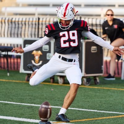 Harvard-Westlake School (CA) 2029 | Kicker/Punter | 3.97 GPA (UW) | Honor Roll | 5’ 9.5” 155lbs | kasramaghami@gmail.com