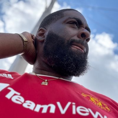 A washed & every day dad. Eagles, Sixers & Phillies. Left-Handed, Right-Minded. Advocate for gettin’ a haircut before running errands. A star in my role 🤌🏾😏