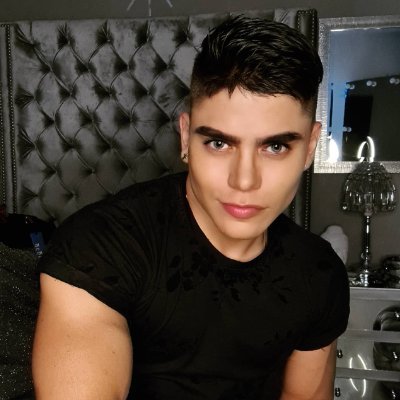 ⚜ De Manaus ✈ Morando em Medellín - Colômbia
⚜ Modelo / Gogo Dancer ⚜ Design de interiores
⚜ 28 anos ⚜ Altura: 𝟣.𝟩𝟥
🌈 GAY com orgulho 🏳️🌈
