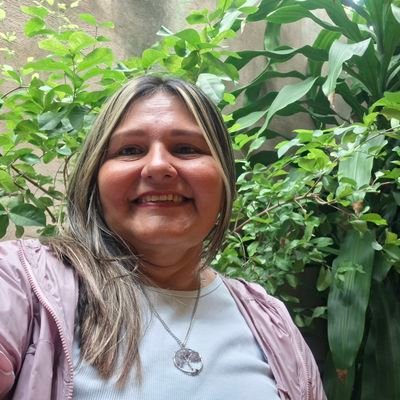 Venezuela🇻🇪
Bolivarianamente Chavista.❤️🚩
Diputada De La Asamblea Nacional De Venezuela🏛️
Diputada por el estado Carabobo⛩️
PSUV
#BolivarianamenteChavista