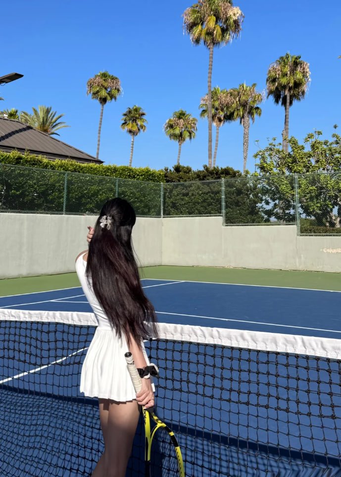 Louqi429179's profile picture. Gods determine what you're going to be。