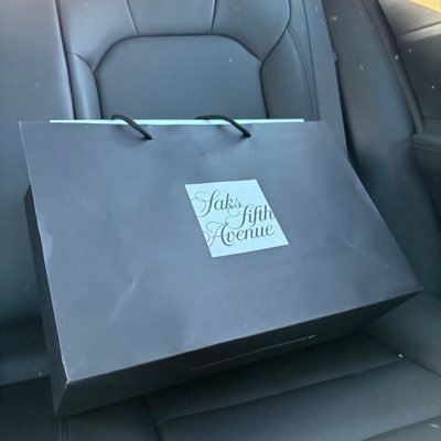 mekhi_nichols3's profile picture. To seem more professional