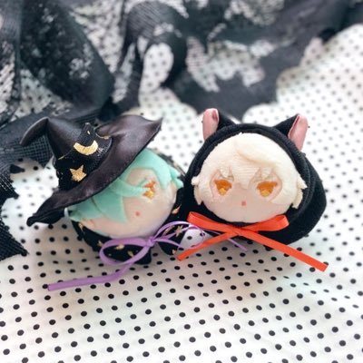 みいと申します。好きなことに好きなだけキャッキャしているアカウント|源氏と先生とうぐとにゃーさん🎀|もち愛づるさにわ|情熱のおもむくままいろいろ作ります。おもちのお洋服屋さんサークルChic-chic|30↑。仲良くしてくださると嬉しいです🥳|あんまり使ってないけど日常いろいろはこちら@im_ir_ir